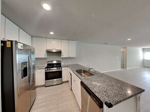 4706 Republic View in San Antonio, TX - Building Photo - Building Photo