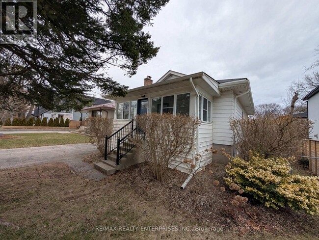 146 Angelene St in Mississauga, ON - Building Photo - Building Photo