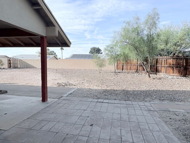property at 3178 W Bayleaf Dr