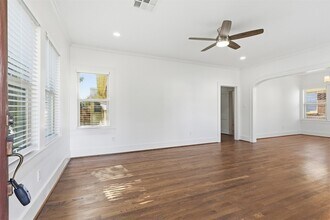 4701 Avenue N 1/2 Rear in Galveston, TX - Building Photo - Building Photo