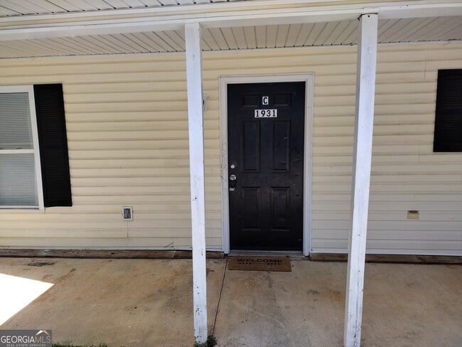 1931 Karen Cir