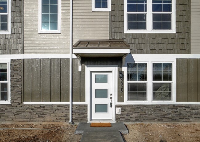 5928 S Jessenia Ln in Boise, ID - Building Photo - Building Photo