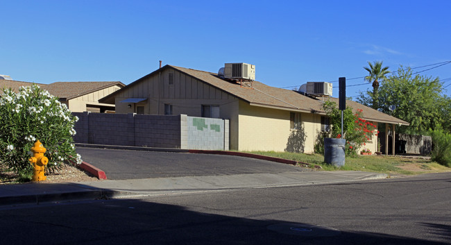 1634 N 51st St in Phoenix, AZ - Building Photo - Building Photo