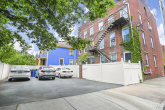 Lyon Street Apartments in New Haven, CT - Building Photo - Building Photo