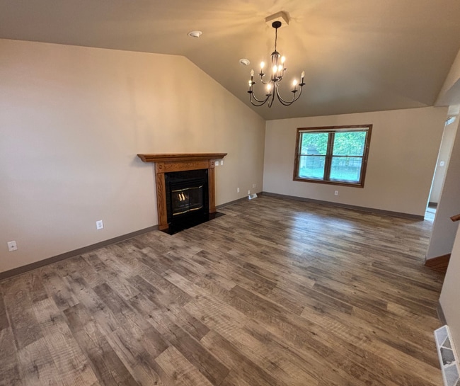 1126 Nier Ct in Howard, WI - Building Photo - Building Photo