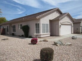 17617 N Larkspur Ln in Surprise, AZ - Building Photo
