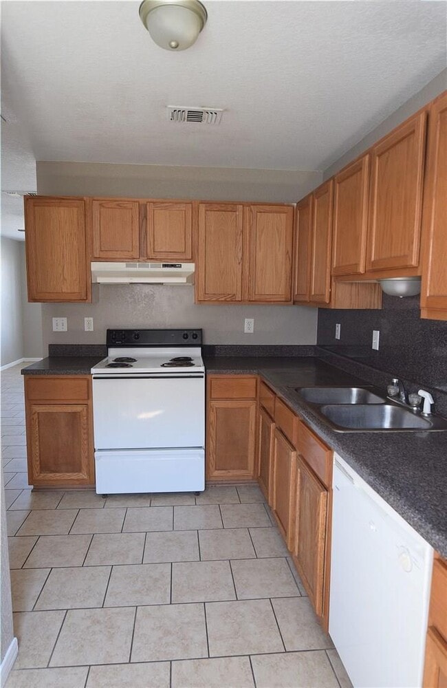 3208 Hereford Ln, Unit UnitB in Killeen, TX - Foto de edificio - Building Photo