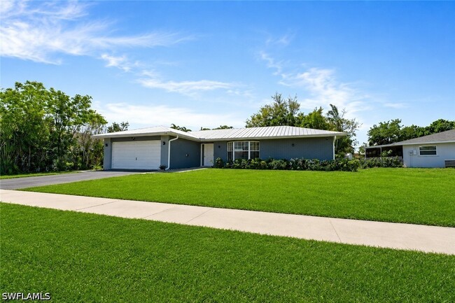 property at 2250 Poinciana St