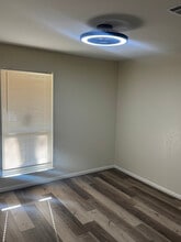 9428 Tooley Dr in Houston, TX - Building Photo - Building Photo