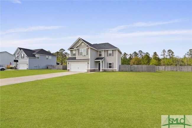 property at 966 Mustang Ln NE