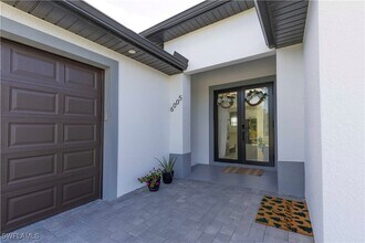 6005 Beth Ave N in Lehigh Acres, FL - Building Photo - Building Photo