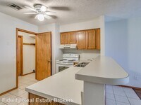 1213 Clearwater Dr photo'