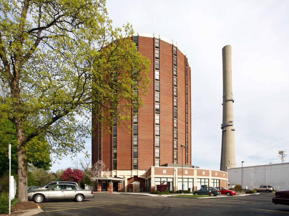 Portage Trail Village in Cuyahoga Falls, OH - Building Photo