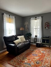 16 Lilley St in Manchester, CT - Building Photo - Building Photo