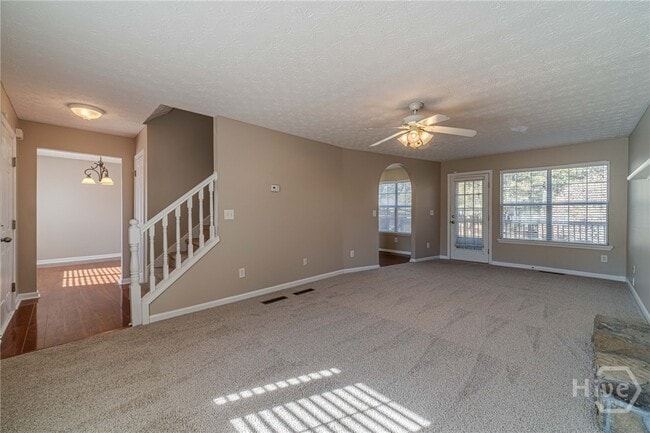 property at 670 Woodland Ridge Dr