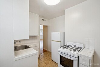 20 Richardson Ave in San Francisco, CA - Building Photo - Building Photo