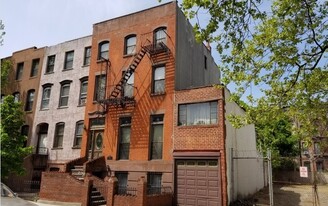 71 Quincy St Apartments