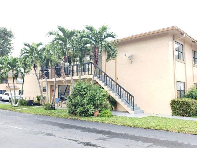 property at 2505 W 67th Pl