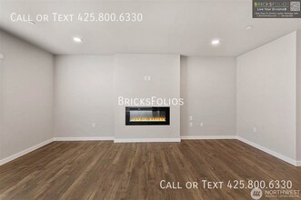 9502 18th Ave W in Everett, WA - Building Photo - Building Photo