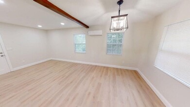 7216 7th Ave N in St. Petersburg, FL - Building Photo - Building Photo