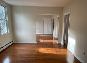 75 Putnam St in Boston, MA - Building Photo - Building Photo