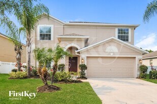 2323 Dakota Rock Dr in Ruskin, FL - Building Photo