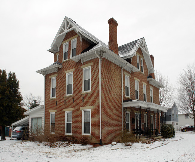 304 N 5th St in Ironton, OH - Building Photo - Building Photo