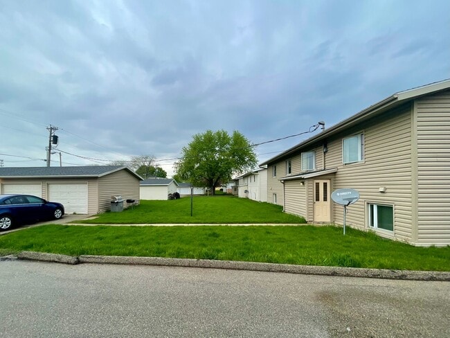 Chester Estates in Rochester, MN - Building Photo - Building Photo