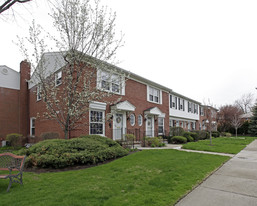 Georgetown North in Royal Oak, MI - Building Photo