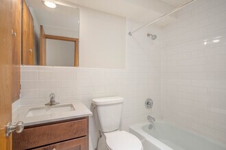 3530 18th Avenue in Minneapolis, MN - Building Photo - Interior Photo