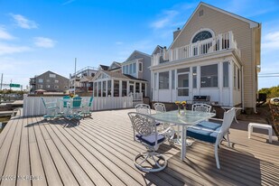 116 Sunset Dr N in Seaside Heights, NJ - Building Photo