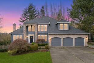 12635 SW 61st Pl in Portland, OR - Building Photo