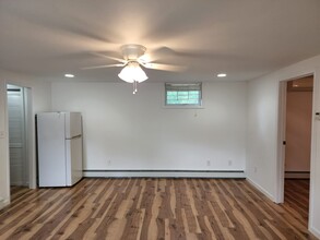 66 Prospect Rd, Unit b in Centerport, NY - Building Photo - Building Photo