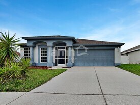 5801 War Admiral Dr in Wesley Chapel, FL - Building Photo