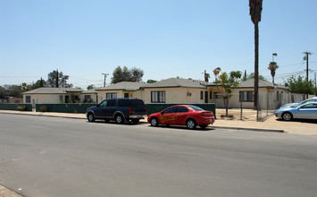 155 E 10th St in Perris, CA - Building Photo - Building Photo