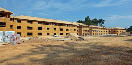 Eno Haven Apartments in Hillsborough, NC - Foto de edificio - Building Photo