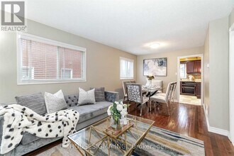 10 Palmolive St in Brampton, ON - Building Photo - Building Photo