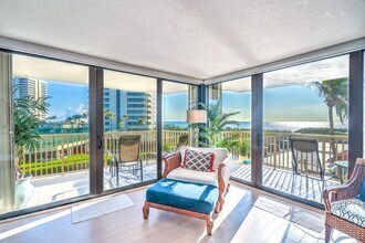 5480 N Ocean Dr in Riviera Beach, FL - Building Photo - Building Photo