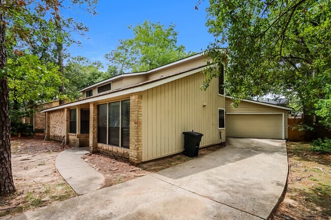 334 Cypresswood Dr in Spring, TX - Building Photo - Building Photo