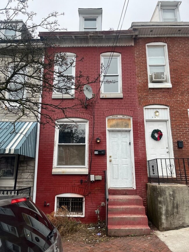 property at 559 S 14th St