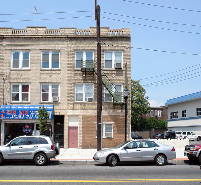 4509 Park Ave in Union City, NJ - Building Photo - Building Photo