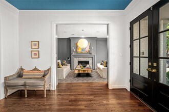 5527 Briar Dr in Houston, TX - Building Photo - Building Photo