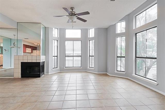 3420 Country Club Dr W in Irving, TX - Building Photo - Building Photo