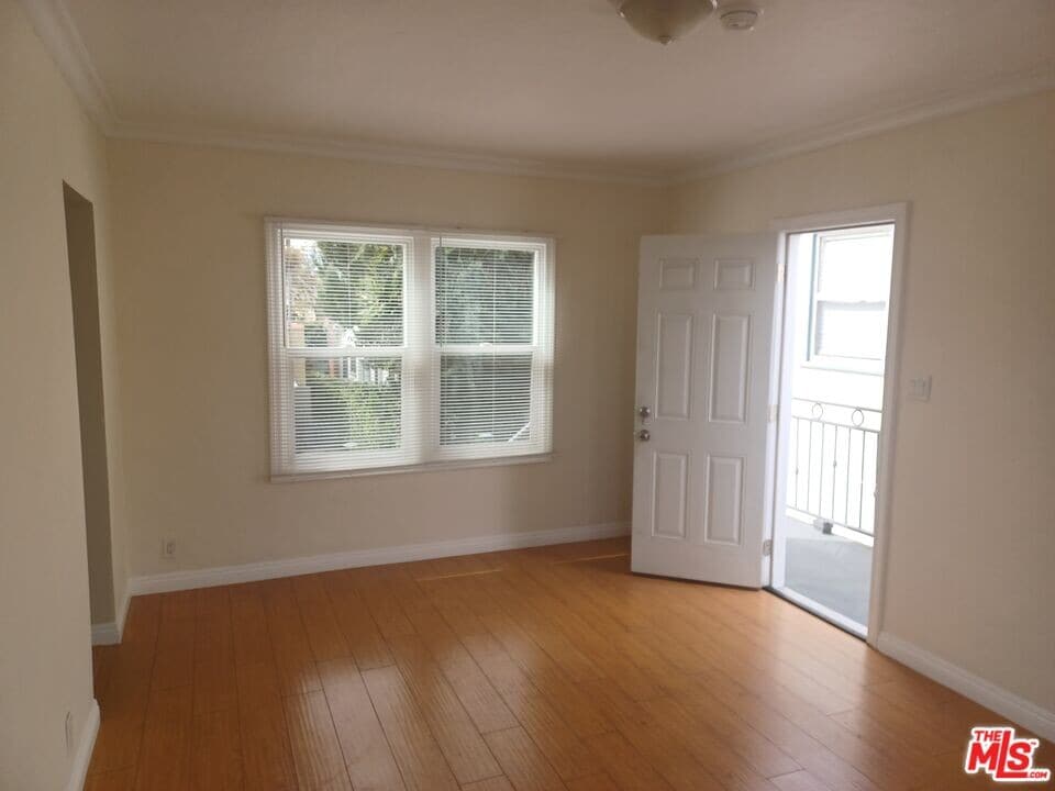1427 17th St in Santa Monica, CA - Building Photo