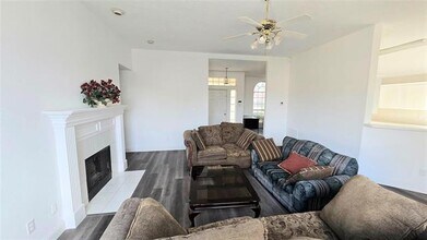 2621 Ash Creek in Mesquite, TX - Building Photo - Building Photo