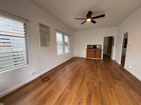 2250 Pauoa Rd in Honolulu, HI - Building Photo