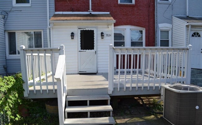 7034 Dunbar Rd in Dundalk, MD - Building Photo - Building Photo