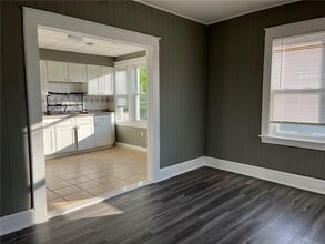 70 Oliver St in Bristol, RI - Building Photo - Building Photo