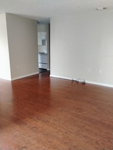 1754 Cedar Lake Dr in Baton Rouge, LA - Foto de edificio - Building Photo