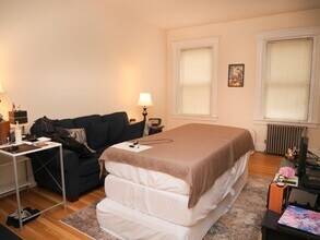395 Harvard St in Brookline, MA - Building Photo - Building Photo